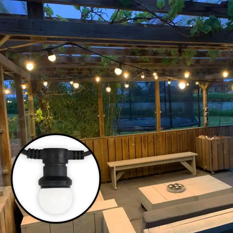 40m Lichterkette mit 40 weißen Lampen Neu